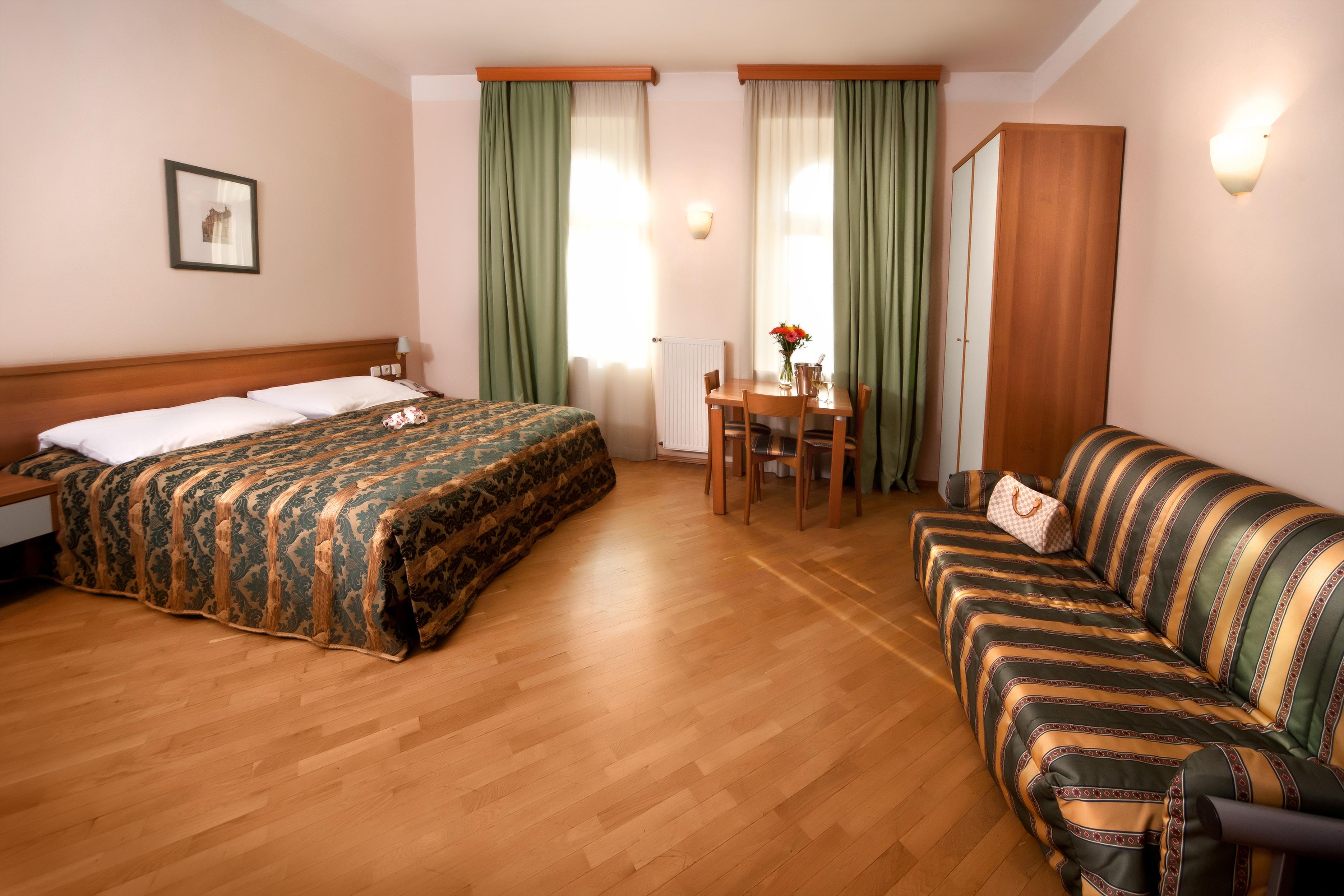 เรสซิเดนซ์ ซีเลกต์ Hotel ปราก ภายนอก รูปภาพ